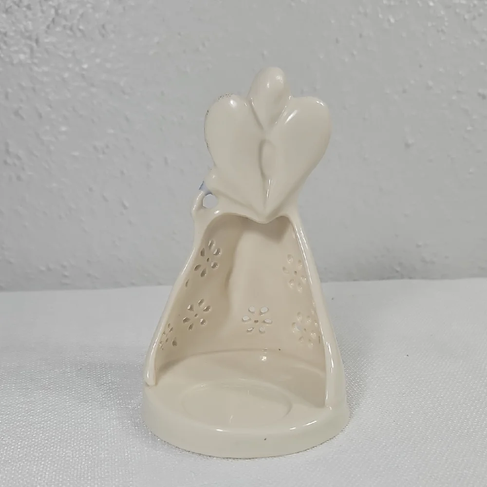 Ceramic Lenox Blue & Cream Angel Votive holder with 24k gold Accents